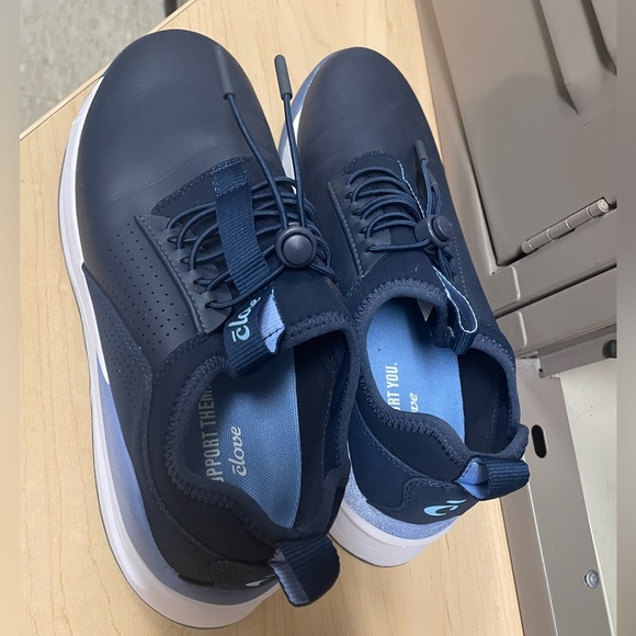 Navy clove shoes size 9 - Picture 1 of 4